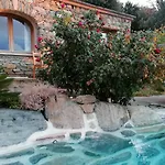 De Charme Avec Piscine Privative Holiday home