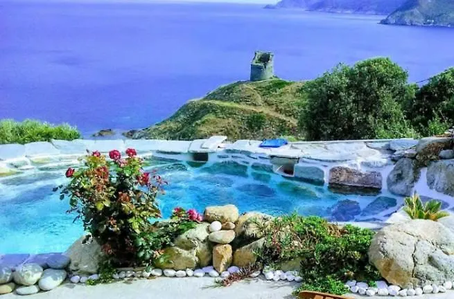 De Charme Avec Piscine Privative * Pino