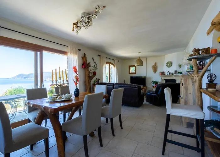 De Charme Avec Piscine Privative Pino