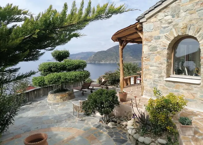 Holiday home De Charme Avec Piscine Privative